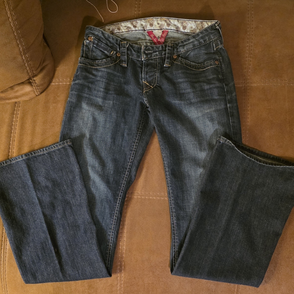 Women's Blue Jeans